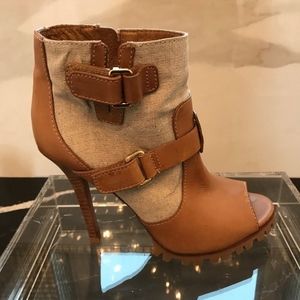 NEW Tory Burch Safari Open Toe Leather Booties 8M